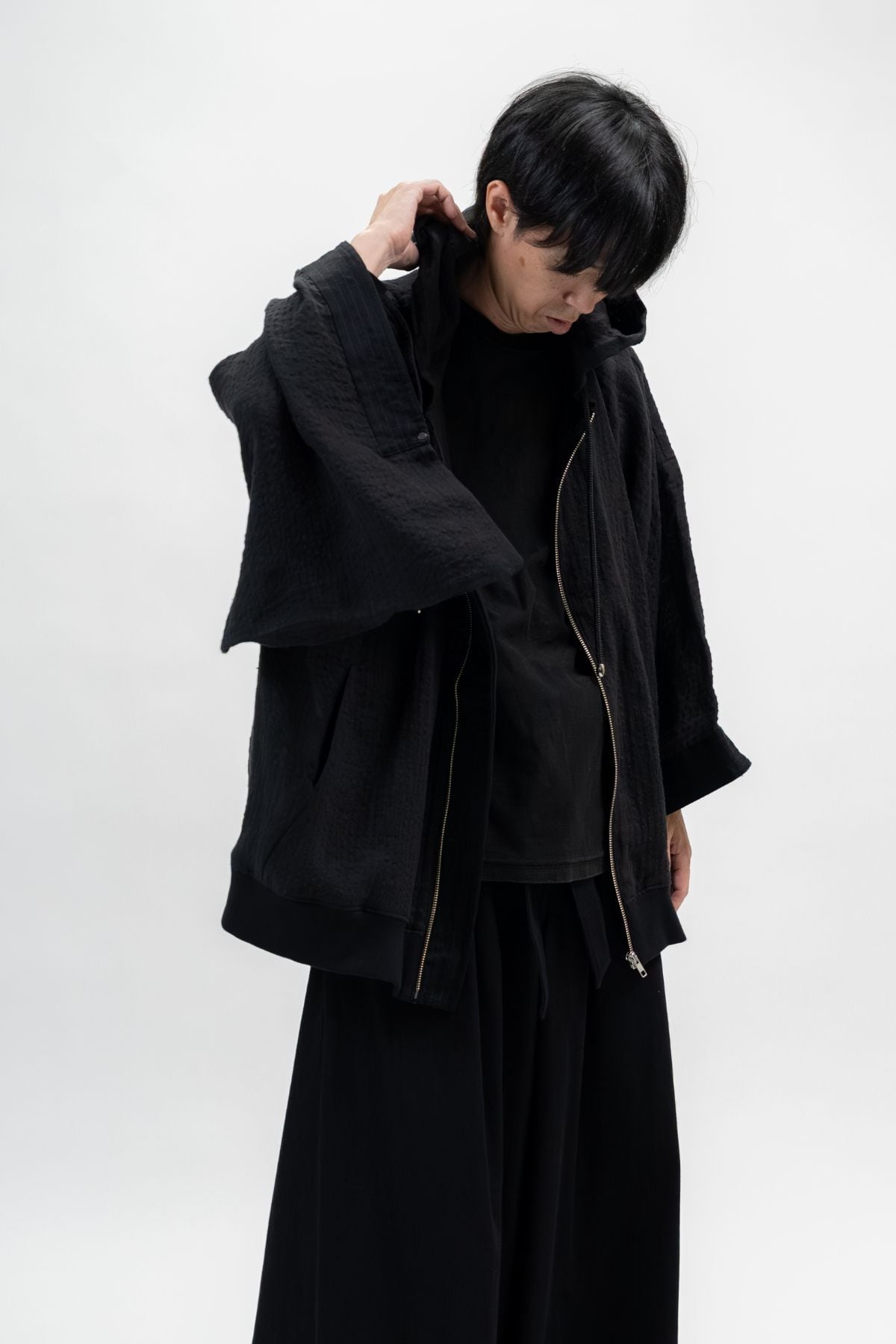 BLACK LINEN KIMONO HOODIE