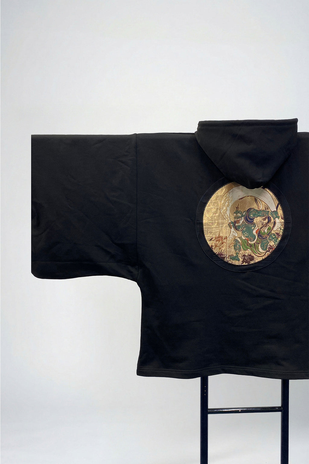 KIMONO 銀色連帽衫