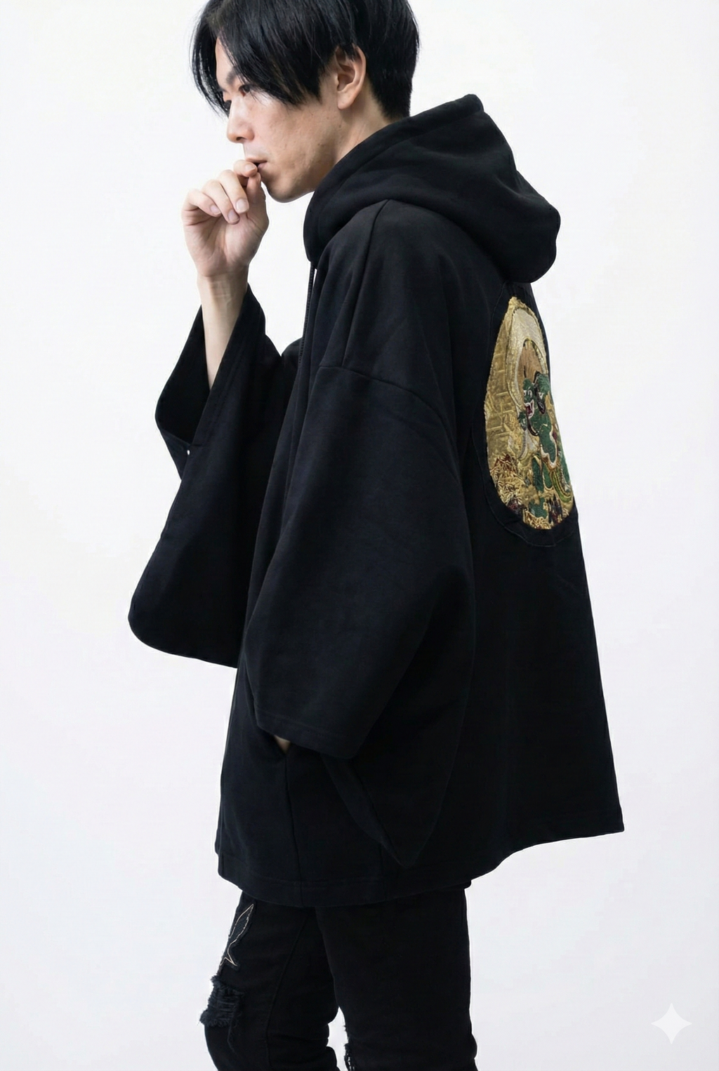 KIMONO 銀色連帽衫