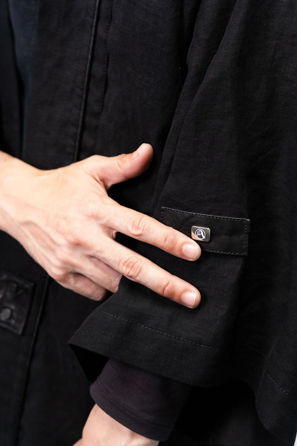 BLACK HAPPI - French Linen