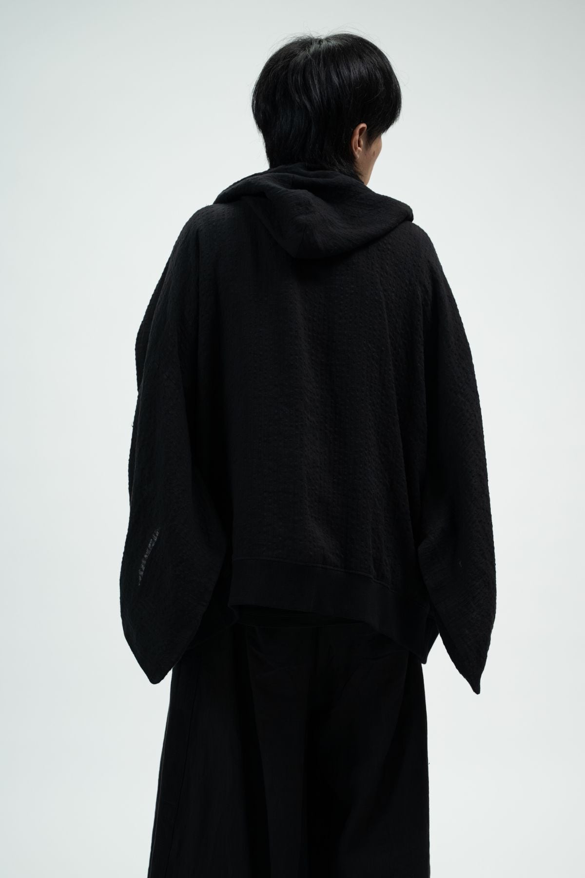 BLACK LINEN KIMONO HOODIE